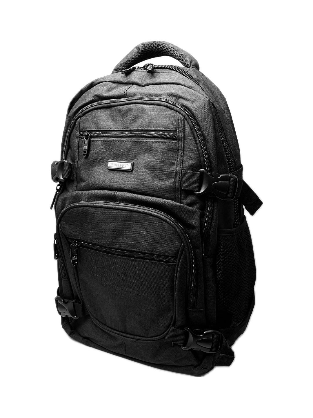 Turistický batoh s kapsou na dokumenty či notebook