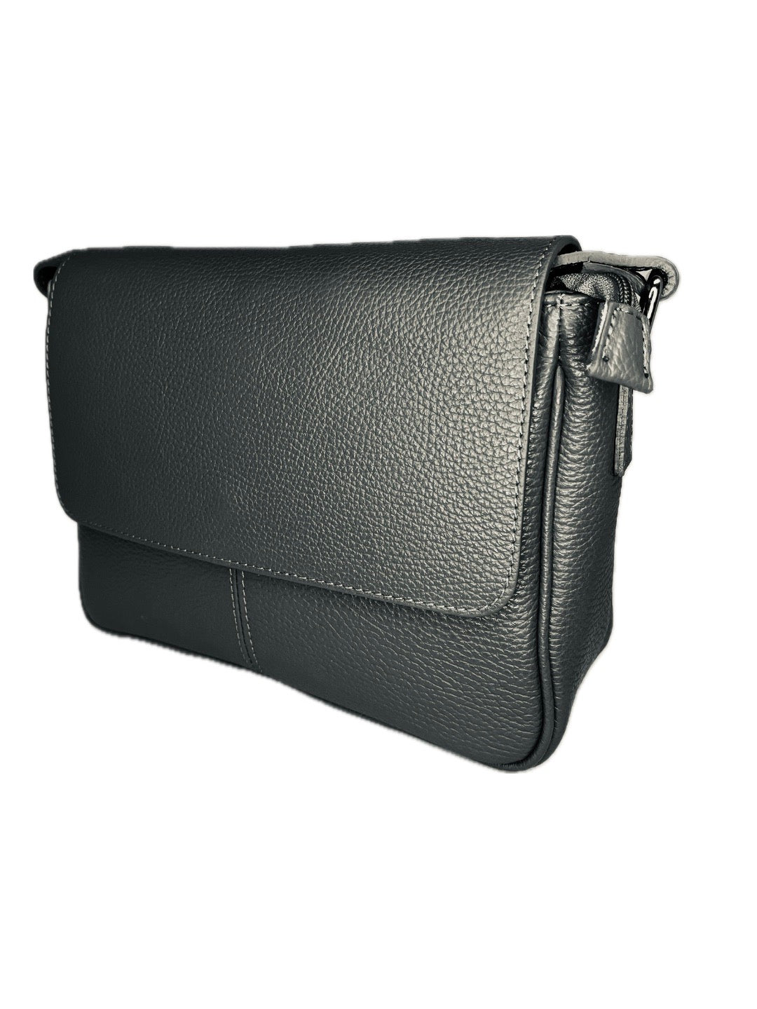 Menší crossbody z pravé kůže s klopnou