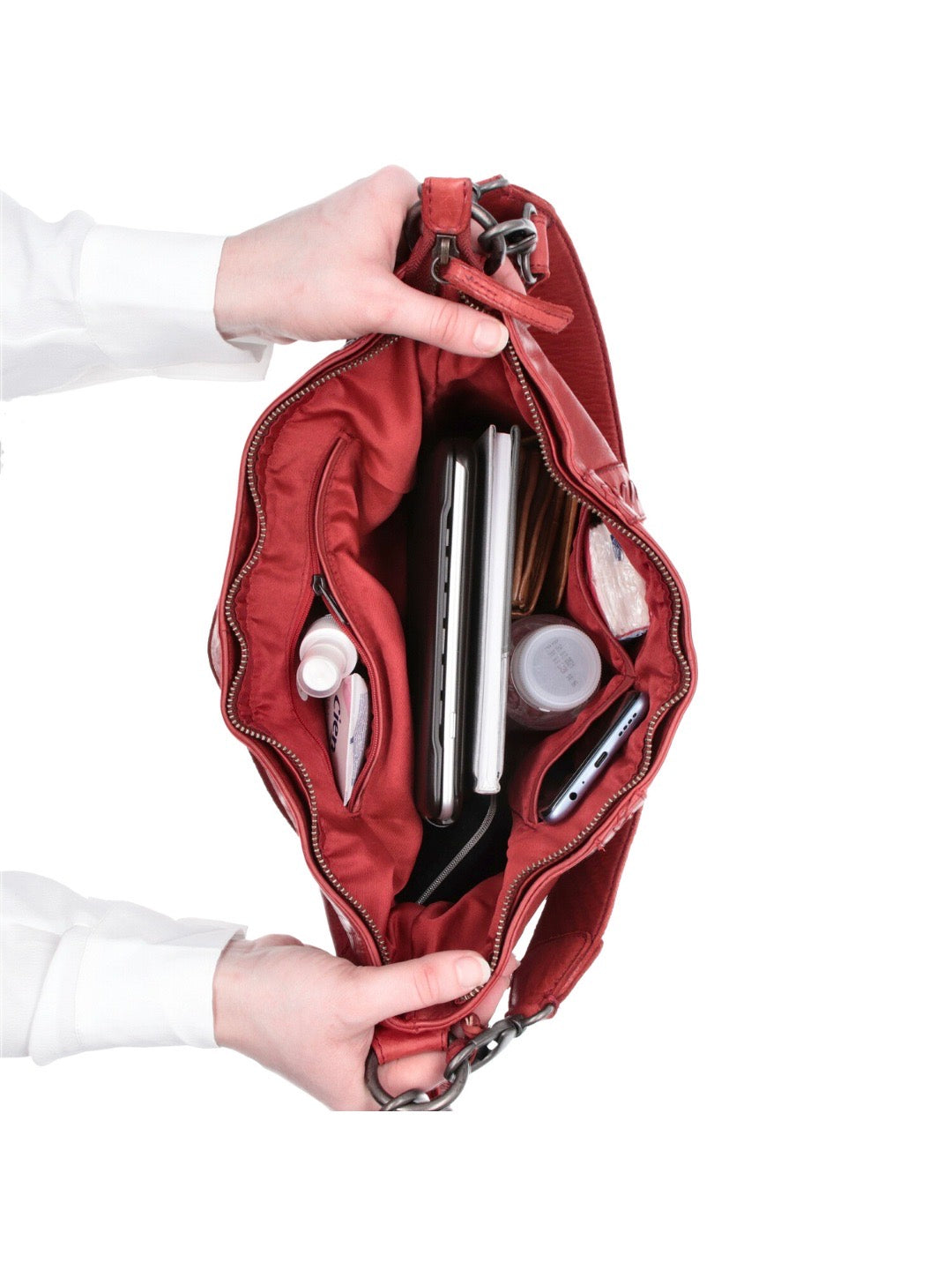 Luxusní kožená kabelka Noelia Bolger typu hobo bag