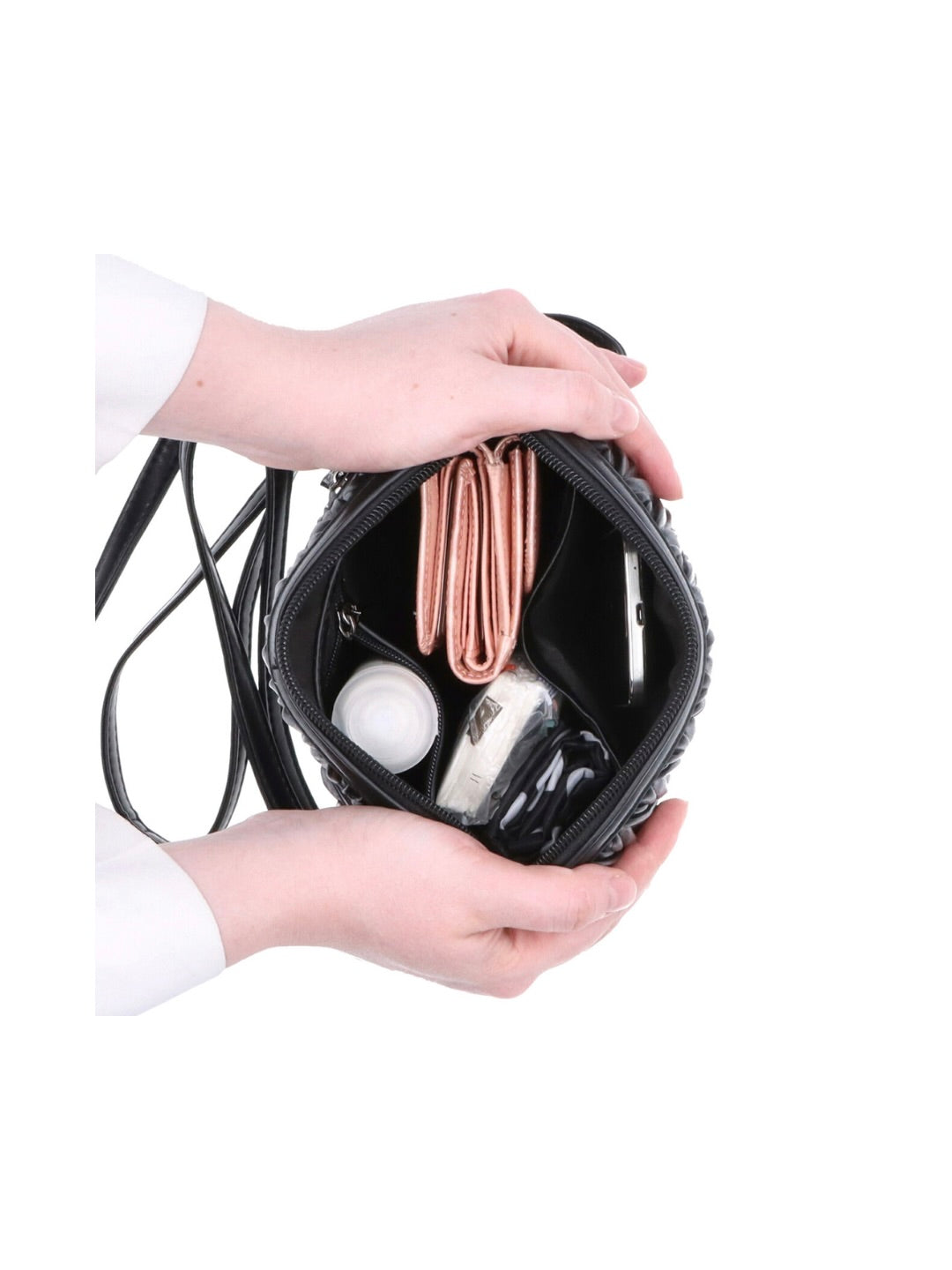 Malá béžová společenská crossbody LeSands přes rameno
