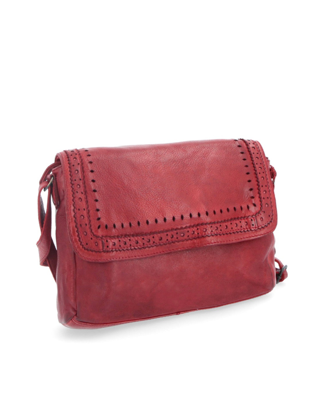 Dámská kožená crossbody Noelia Bolger s klopnou a zdobená perforací
