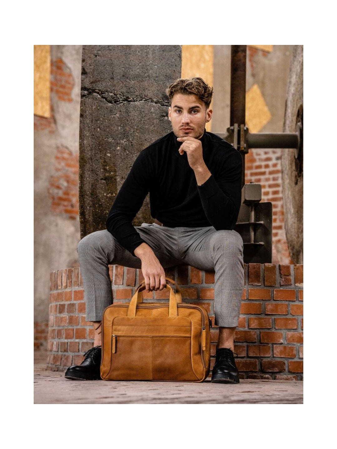 Ryan kožená taška na notebook 17" The Chesterfield Brand