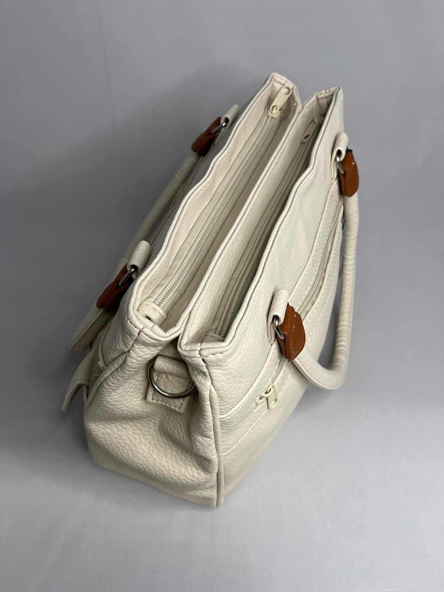 Kabelka CHARM&SHAPE - crossbody
